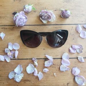 SOLD-NEW Cat-eye Sunglasses